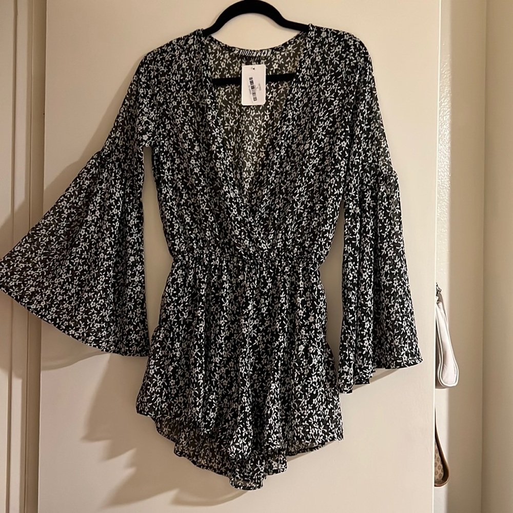 Audrey 3 +1 ruffle bottom romper new w/tags